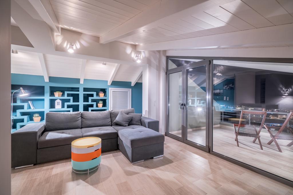 Akemi Luxury Villa Циливи Екстериор снимка