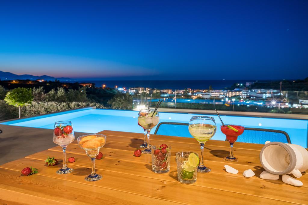 Akemi Luxury Villa Циливи Екстериор снимка