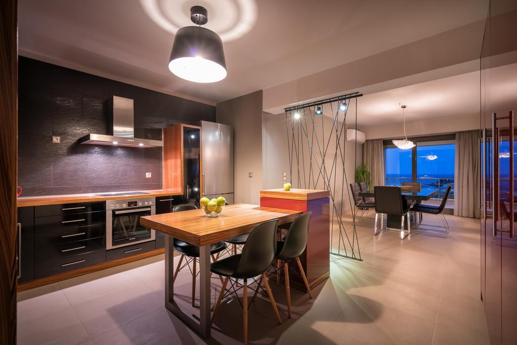Akemi Luxury Villa Циливи Екстериор снимка